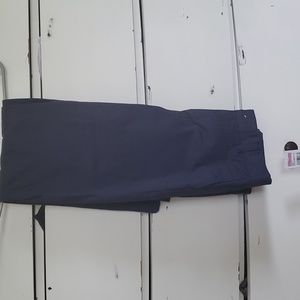 Vineyard Vine Boys Slacks. Navy. Size 10. Never worn